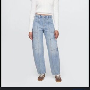 GAP tie waist raked barrel jeans 
Woman’s large